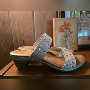 NAOT Palace Leather Cut Sandal Size 9